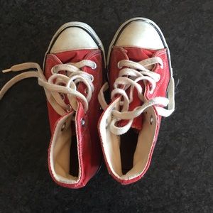 Kids Converse hi tops